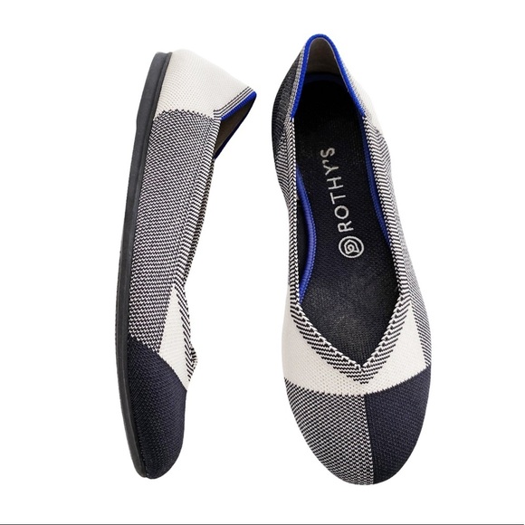 Rothy’s Captoe Round Black and Cream Ballet Flats - Picture 5 of 7